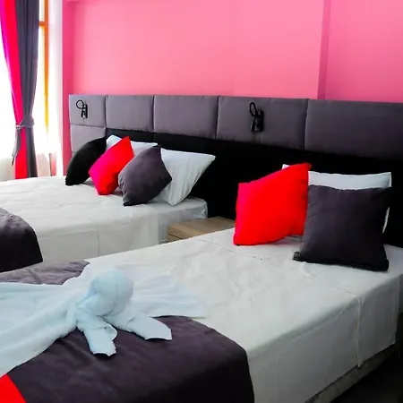 Port Hotel