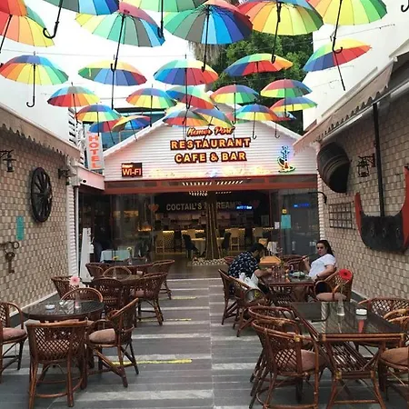 Port Kemer